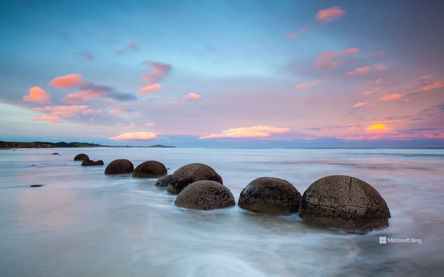 Moeraki Boulders, South Island, New Zealand